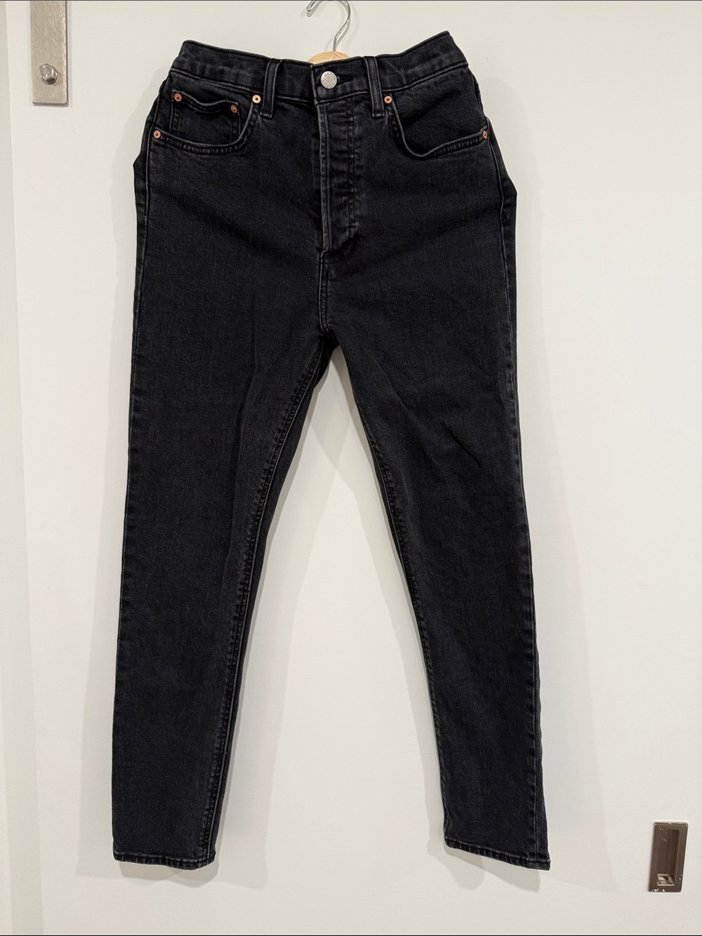 Denim Forum Women's Skinny Jeans in Black